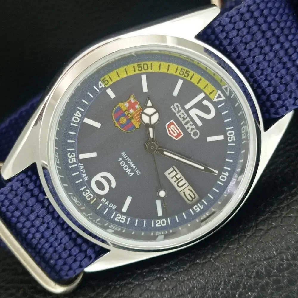 Vintage 1976 FCB Seiko Automatic Mens Silver Watch W/daydate & FCB accents